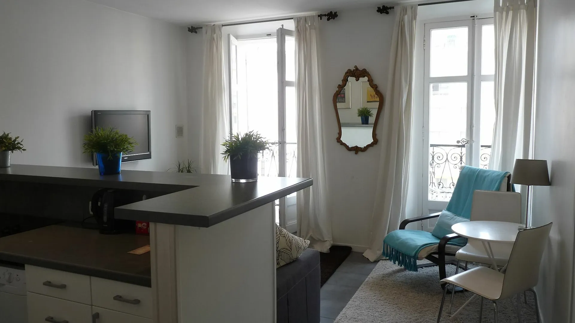 Lumiere Apartment Cannes