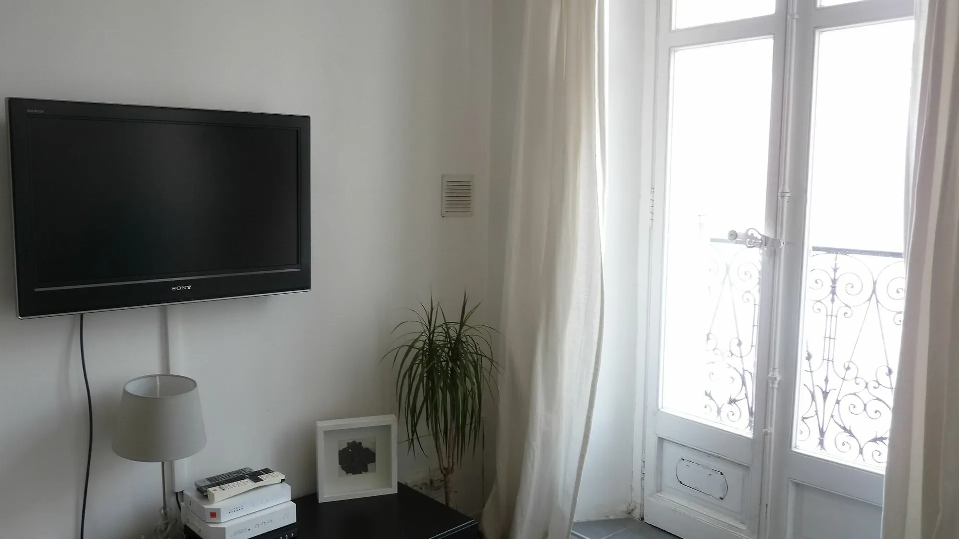Lumiere Apartment Cannes